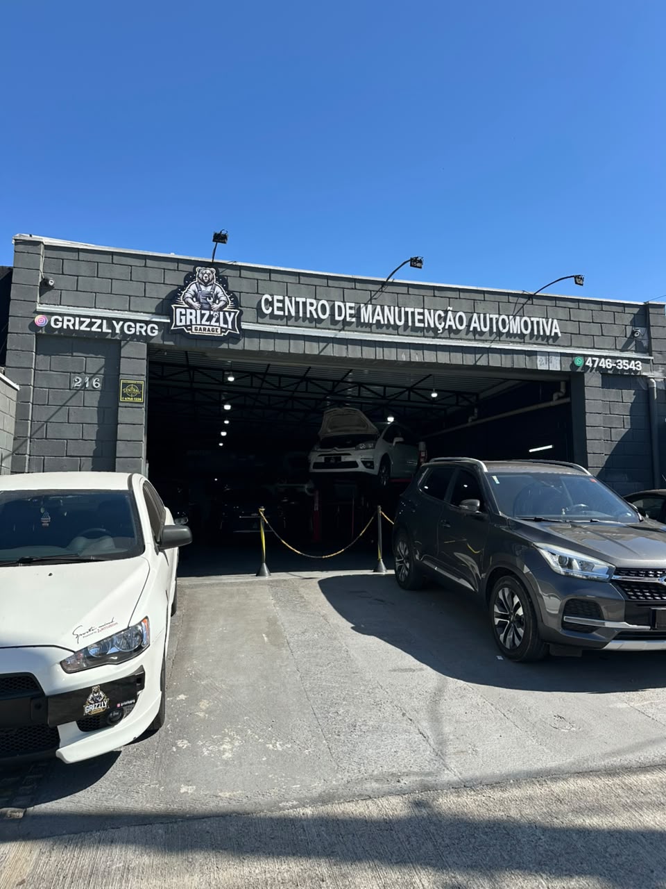 Fachada da Grizzly Garage